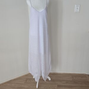 Rue21 White Polyester Garment Label